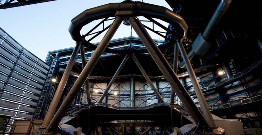 VLT Survey Telescope Telescópio superpoderoso