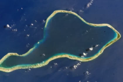 O que é um atol - Wikipédia